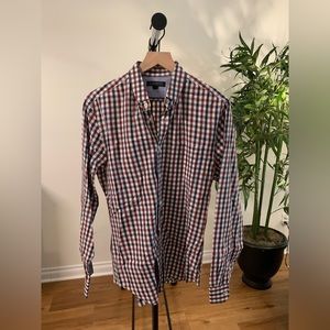 Banana Republic Mens long sleeve button down shirt